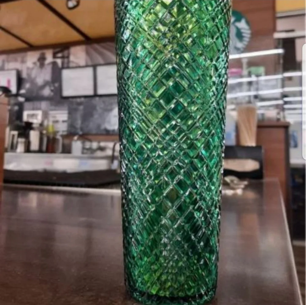 Starbucks 2022 Sparkling Iridescent Grid Acrylic Wall - Picture 5 of 5